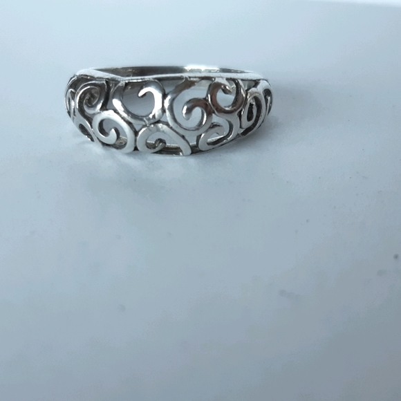 Jewelry - Silver 925 swirl ring